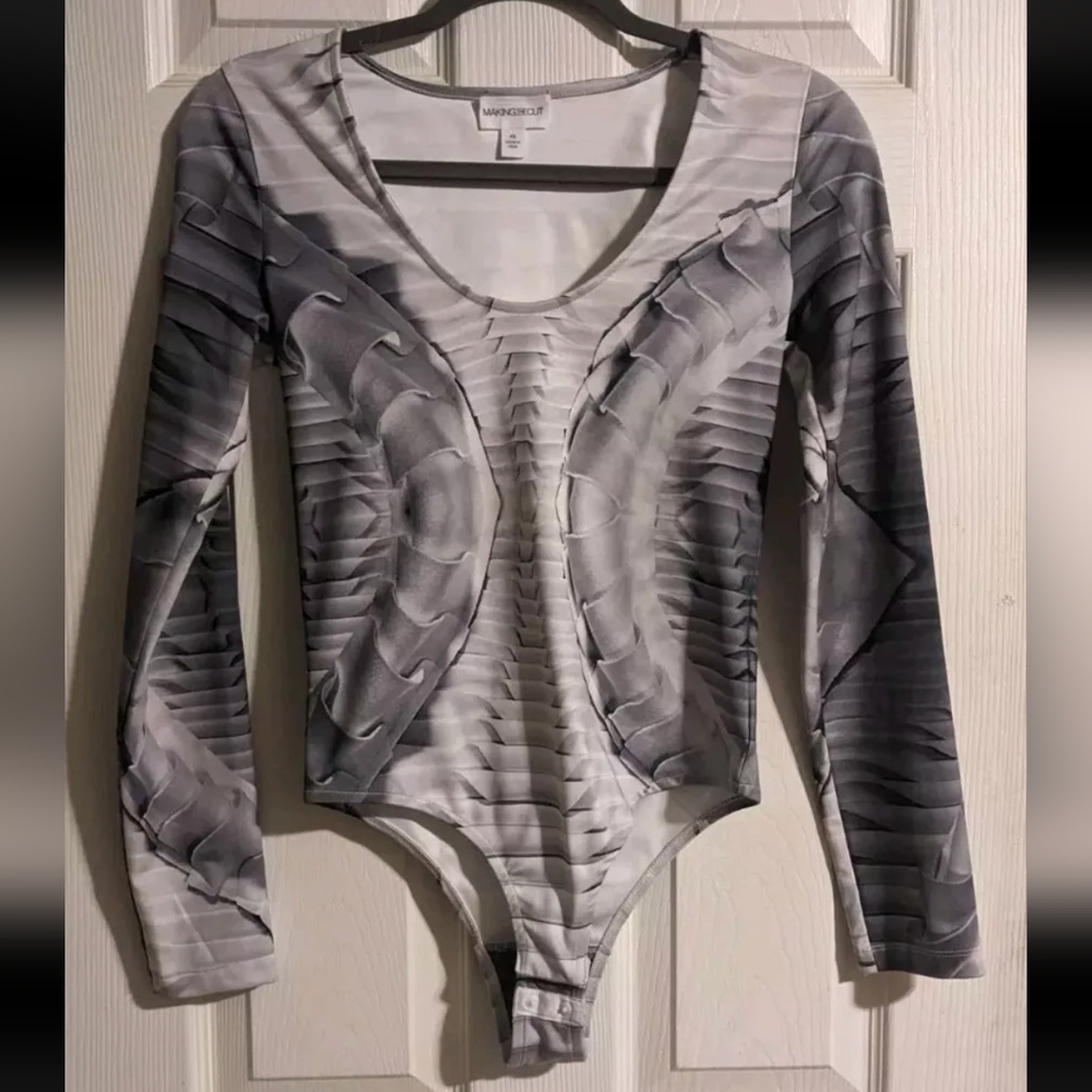Making the Cut Bodysuit XS Georgia Hardinge Gray White Long Sleeve